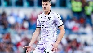 半岛体育-比约尔：足坛没谁能拒绝效力国米，我确实感兴趣但现在只想赢他们