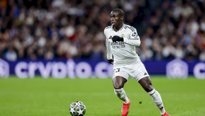 半岛体育-阿斯：门迪没有赢得阿韦洛亚的信任，今夏可能被皇马套现