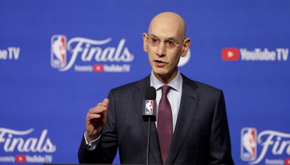 美记：近14年NBA已有14队易主 家族企业被外界巨额资本接连取代