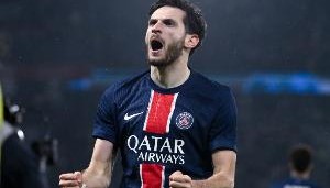 半岛体育APP-克瓦拉茨赫利亚：维拉攻势很猛，多纳鲁马帮助了我们&amp;晋级最重要