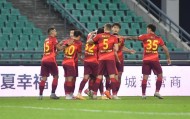 半岛体育官方网站-【中超综述】焦点战沪粤闷平 山东泰山绝杀静待夺冠