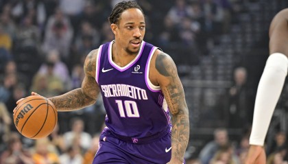 半岛体育APP-得分能力&amp;持续性缺一不可！总得分前20全员出场数超1k 老詹超1.6k